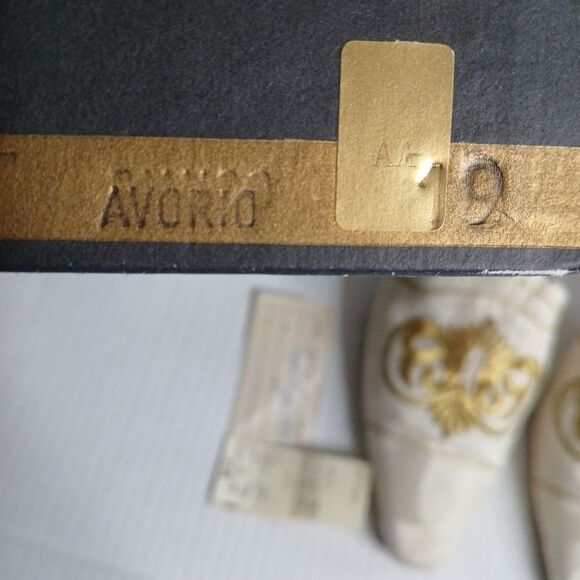 Vintage Black Label Donna Karan Italian Coll. Gold Slip On Mules - Picture 10 of 13